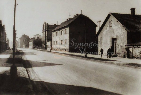 Synagóga Vrútky pred asanáciou starej zástavby